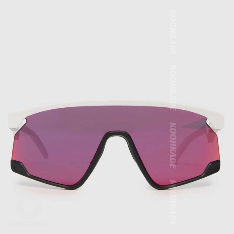 عینک اوکلی 3 لنز OAKLEY BXTR WHITE | عینک آفتابی | عینک دودی | عینک ورزشی | عینک کوهنوردی | خرید عینک آفتابی | قیمت عینک دودی | عینک اقساطی | عینک مردانه | عینک زنانه | عینک جدید | عینک اورجینال | عینک اصل | عینک لنز