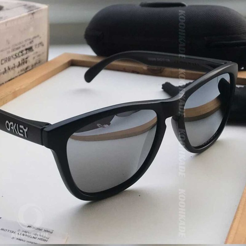 عینک اوکلی Oakley BLACK Frogskins  | عینک آفتابی | عینک دودی | عینک ورزشی | عینک کوهنوردی | خرید عینک آفتابی | قیمت عینک دودی | عینک اقساطی | عینک مردانه | عینک زنانه | عینک جدید | عینک اورجینال | عینک اصل | عینک لنز